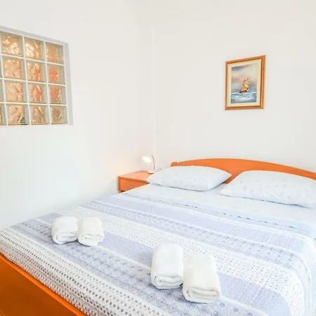 Darinka Apartment *