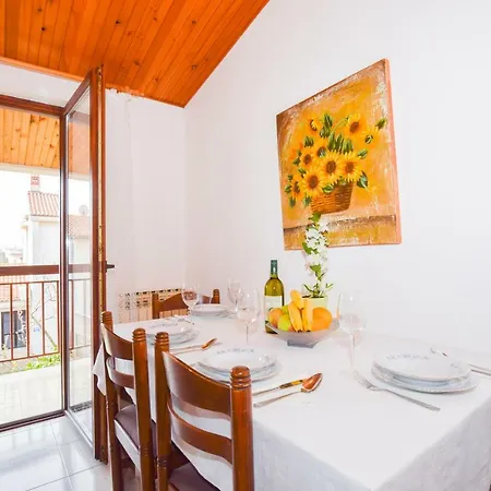 Darinka Apartman *
